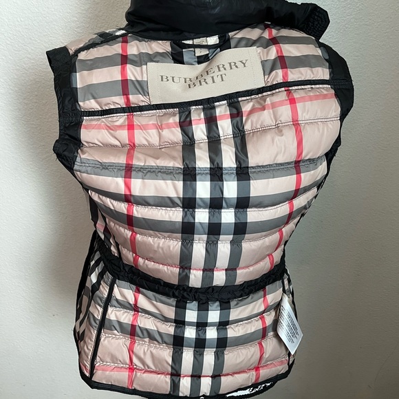 Burberry Black Puffer Vest - Picture 8 of 12